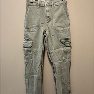 Risen Jeans Light Green Pants